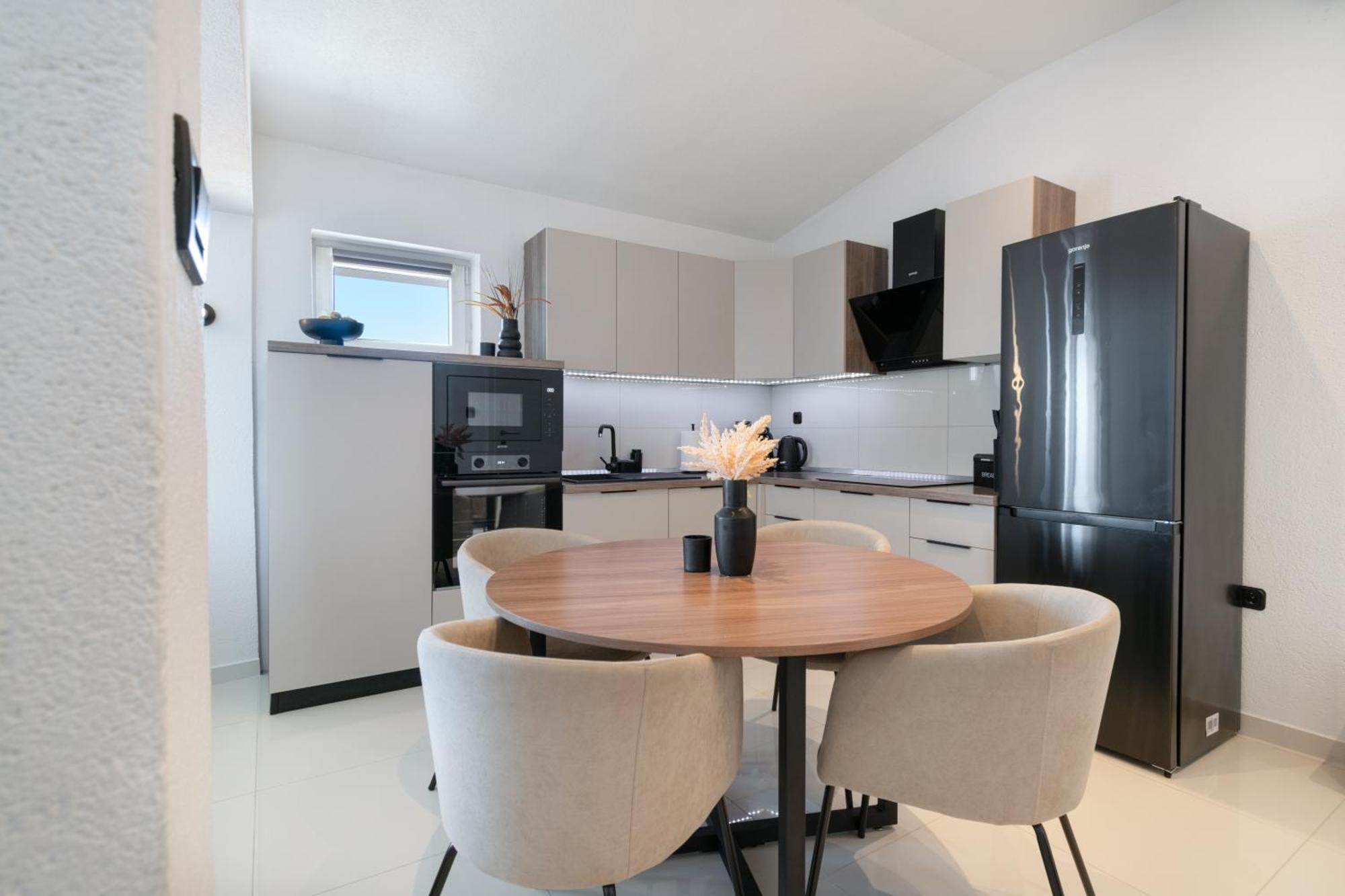 Apartment Makarska City ภายนอก รูปภาพ