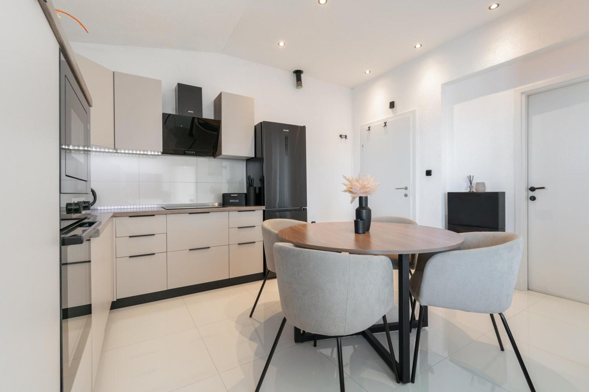 Apartment Makarska City ภายนอก รูปภาพ